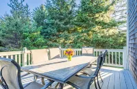 BEACH PATH, GAME ROOM, FIRE PIT, DOGS OK..  YOUR NEXT GREAT BEACH ADVENTURE!!