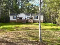Lakefront Property Fish, Cook and EAT!Swim, Float, Relax