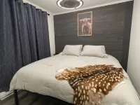 Luxury 1BR, ski in/out at Snowshoe! Hotele w: Edray