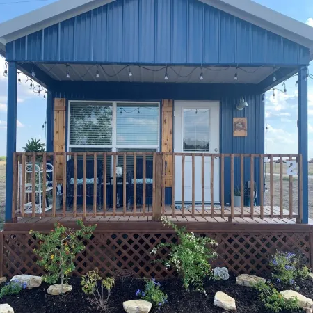 Cute cottage just 5 minutes from Round Top!