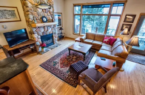 Beautiful Minnesota Townhome on Lake Superior ~ Incredible View