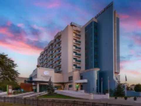 DoubleTree by Hilton Oradea Hotels in Oradea