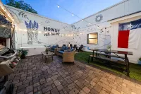 Wine Trail Retreat w/ Fire Pit, Cold Plunge, Grill, Walk to Downtown JC!