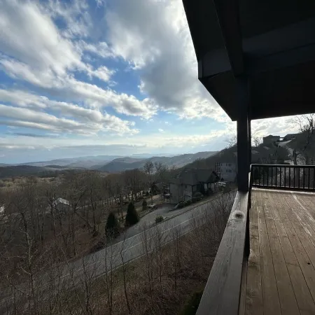 Amazing Sugar Mtn condo with long range layered Mountain View’s.<br>