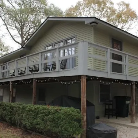 Waterfront 5 Bedroom