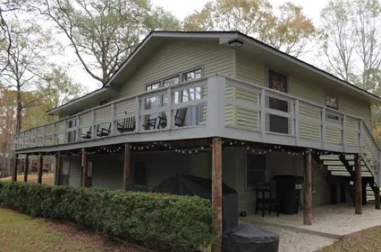 Waterfront 5 Bedroom