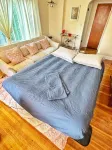 Cozy, Private-Entry Loft Located within Walking Distance to Everything! 그로쓰 포인트 파크 호텔