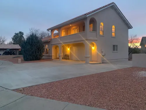 Beautiful Lake Powell Custom Vacation Home