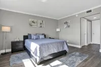 Waterfront condo & boat dock at the Heart of Palm Beach Hotels near Costco Wholesale