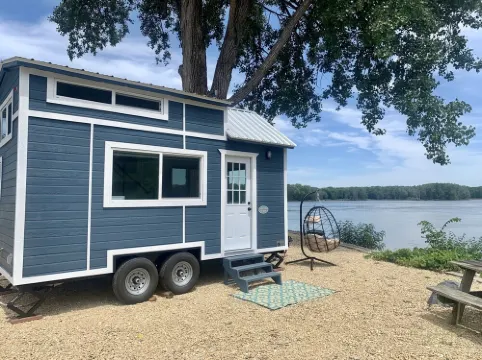 The Eagle's View - Tiny Home 4