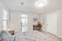 Sweet Little House B near IAH airport