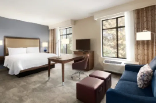 Hampton Inn and Suites Seattle/Renton Hotel di Renton
