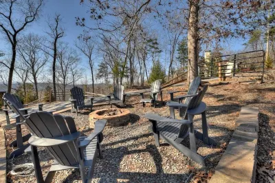 Starlight⭐️Ridge/hot tub/8min to BR Hotels near Taste of Amish