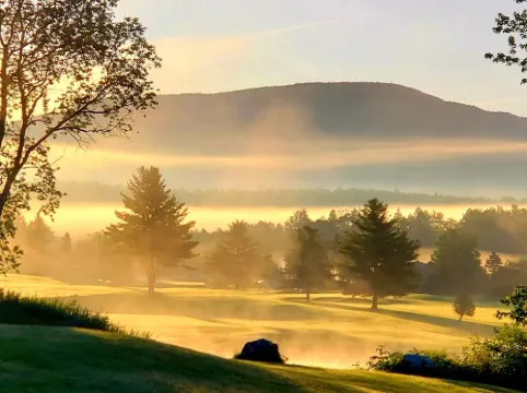 Cozy ski retreat on 200 acres of private groomed cross country ski trails.
