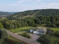 Swain Hill Hideaway Offers Beautiful Ski Area View. Accommodates 4 Guests.