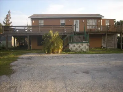 Fish, Swim, Boat, Kayak, Snorkel, Bike, Hike,  Dolphin Watch and Island Hopping. Hotels near Fort Myers / Pine Island KOA Holiday