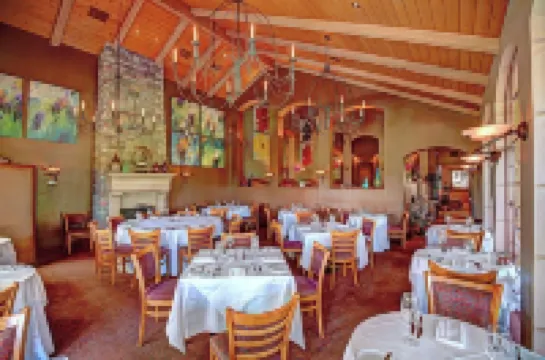 The Farmhouse at Mark West, by Vinifera Homes