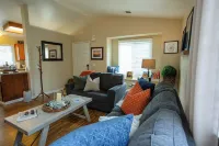 Beautiful 2-bedroom condo in serene Three Rivers near Park Entrance Hotel a Three Rivers
