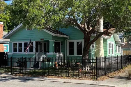 In the Heart of Historic New Smyrna Отели в г. Нью Смирна Бич