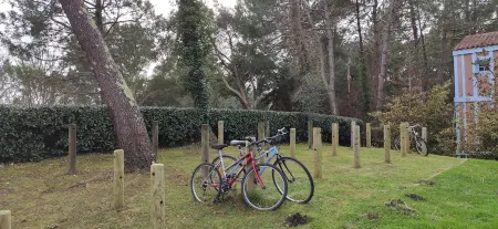 "appartement Confortable Rénové Dans Résidence Proche de L'océan et du Golf