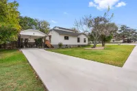 johnson odiorne haus  Near Wineries