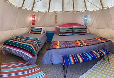 The Arrowhead Tipi Resort - Big Lakes - Nomadic Tipis on Lake Tawakoni
