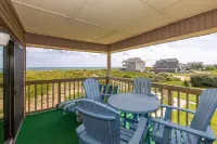 End Unit Oceanfront condo 2 min to beach 1.5 if you run RELAX REJUVENATE