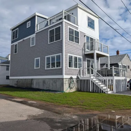 Spacious 6 BR, 4.5BA with water views across street from beautiful Wells Beach