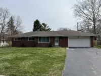 Jodore Gem..Spacious House, Inground Pool near University, Metroparks & Shopping Hôtels à proximité de : Scott Park Campus Of The University Of Toledo