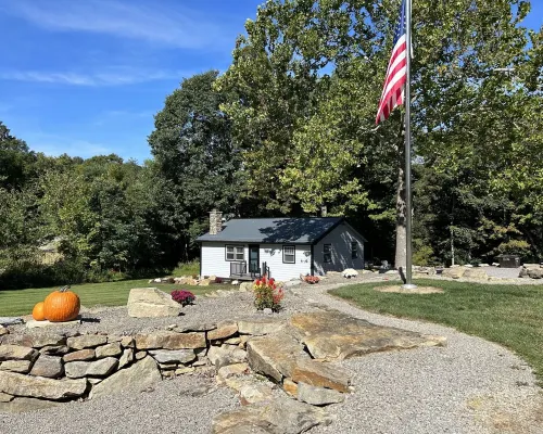 New! Stony Brook Cottage in Portersville, PA Hotels in Lawrence County