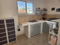 Secure 4-pers apartment close to the beach