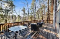 Beautiful Private Tainter Lake Retreat in Western WI. Sleeps 10
