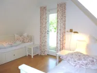 Holiday house "Seepferdchen" with garden, fireplace, internet DSL WiFi, sauna