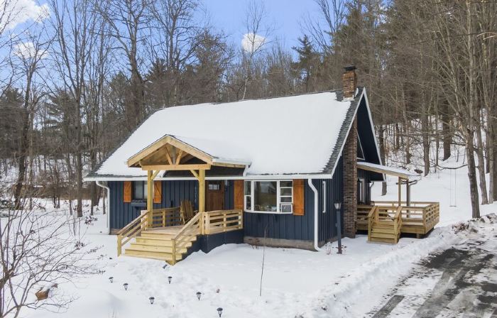 QUINN HOLLOW - Hunter Mountain Ski Cabin, Hot Tub