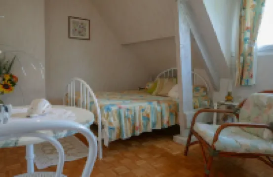 Apt. near beaches and golf course in quiet residential area close to shops Hotels in Pleneuf-Val-Andre