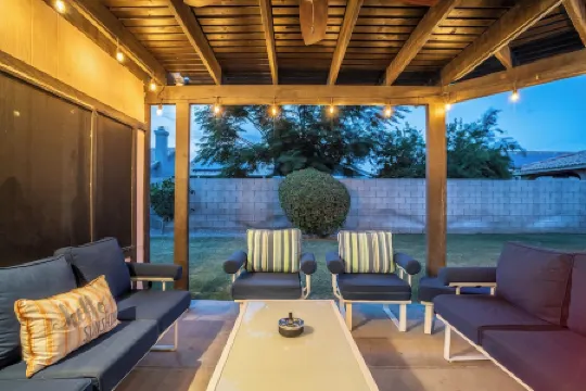 Indio Paradise: 4 Bedrooms w/Resort-Like Pool