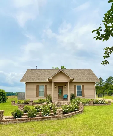 Southern Backroad Retreats (The Pool House)