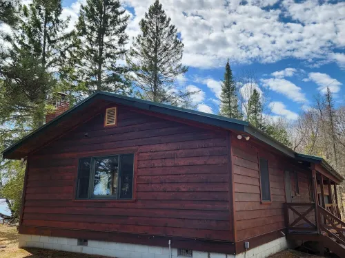 Cabin with private peninsula on Presque Isle Chain of Lakes!