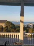 海濱之悅！步行2分鐘到海灘，海景、漂亮泳池度假屋！ - 精品