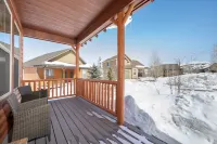 Newly remodeled slopeside ski-in/ski-out home