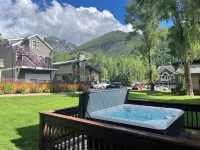 Vibrant Central Studio in Telluride