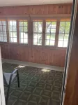 Snow his here sled from your door Cozy 3 bedroom cottage in town-pet friendly!