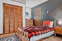 Sleep 12 @ Bellaire Chalet in Schuss Village @ Shanty Creek Resort