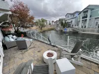 "BEAUTIFUL VIEWS" 5 Bed/3.5 Bath Sparks/Reno Lake Home - sleeps 20 - 2-Star