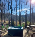 Mountain Hideaway - HOT TUB