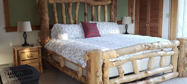 Delightful Vacation Home - Minutes to Okemo,  Direct Access to VAST trails Hotels in Windsor County
