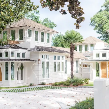 Elegant Cottage on the Bluff Downtown Fairhope (B)