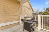 BransonBliss: Golf, CommunityPool, Fireplace, Workspace, 30ft patio