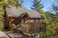 Cozy, View, NFL Sunday, SuperFast WiFi, Arcade, Gated, Fishing & 2 Pools, Gated! Hotels near Wears Valley