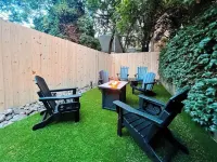Luxury 3 bed row home in the heart of downtown Fells Point Hotel dekat Fort McHenry Tunl